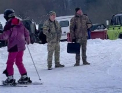 Батальон «Куршавель»: на горнолыжных курортах в Карпатах отлавливают призывников