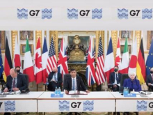 Послы G7 пообещали Украине помочь с вакцинацией, не указав сроков