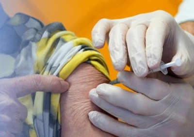 Западные вакцины — безвредны. Немецкие СМИ пытаются погасить волну критики после многочисленных смертельных случаев вакцинации препаратом Pfizer/Biontech