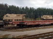 В Греции с рельс сошёл поезд с танками НАТО