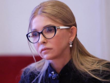 Ретроспектива образа Тимошенко: как бы бабушка не молодилась, пенсия близко