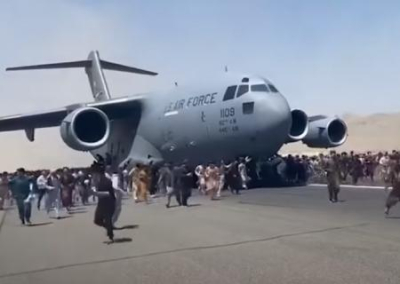США сняли с себя и «Талибана» ответственность за хаос в аэропорту Кабула