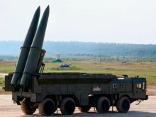 Учения ВС РФ с нестратегическим ядерным оружием направлены на отрезвление западных «инфантильных дебилов»