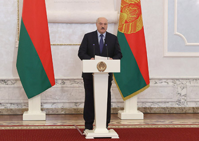 Лукашенко попросил не упрекать Белоруссию в соагрессии и подтвердил, что не будет воевать на Украине