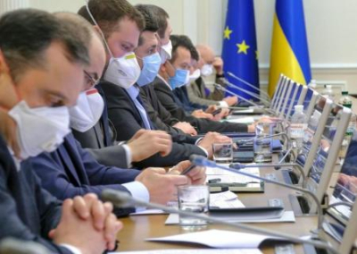Кабмин утвердил новую стратегию внешней политики Украины: дружба с Западом, с РФ — после репараций