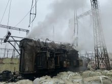 Шмыгаль клянчит деньги у Запада: почти половина энергосистемы Украины выведена из строя