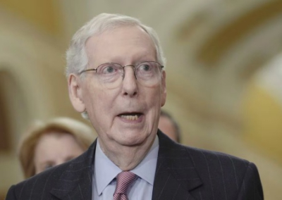 Лидер республиканцев в Сенате США решил покинуть свой пост