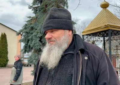 На Украине преследуют священника Виктора Талько за помощь российской армии
