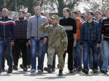 Возможность «откосить» от призыва в украинскую армию выросла в цене