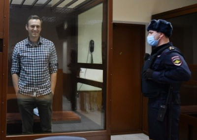Суд отклонил апелляцию Навального — он отправится в колонию
