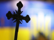 Священника УПЦ МП предадут народному суду за то, что не пустил раскольников отпевать боевика