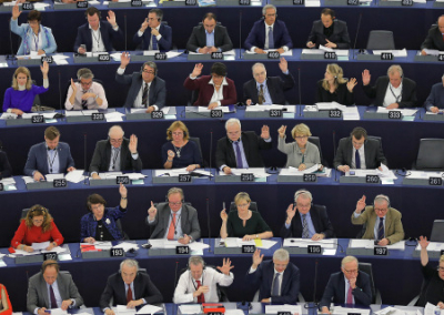 Депутаты Европарламента требуют от Франции высылки посла Китая