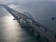 Украинские пропагандисты отвели крымскому мосту 4 дня