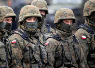 Эксперт: Польша намерена отправить на Украину 20-тысячный корпус
