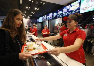 Повара в РФ создадут национальное меню взамен McDonald’s