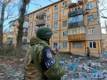 Украинцы убили двух мирных жителей ДНР, 13 человек ранили