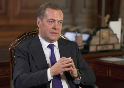 Медведев: санитарная зона на Украине должна проходить по границам Львова