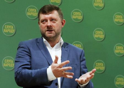 Корниенко подал в отставку с поста главы «Слуг народа»