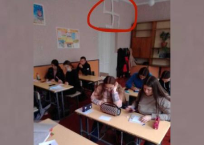 «Нацизма на Украине нет»: в школе города Жашков учебный класс украшен свастикой