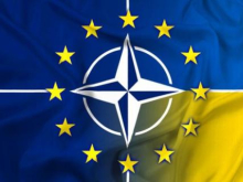 Не Украина вступает в НАТО, а НАТО в Украину
