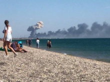 Взрывы на военном аэродроме в Крыму. Минобороны заявляет о детонации боеприпасов