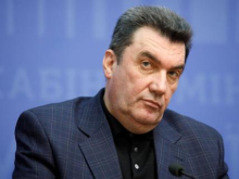 Секретарь СНБО пригрозил, что на Украине достаточно оружия и партизан