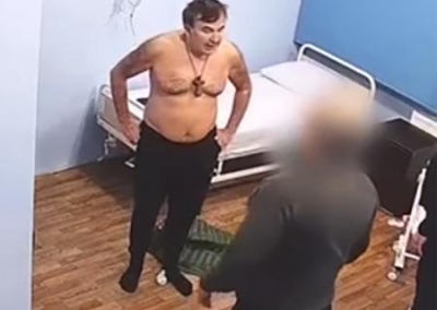 «Обессиленный» Саакашвили устроил погром в больнице