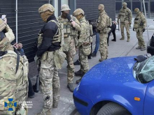 Украинский тыл: вооружённые разборки на блокпостах, «бандерсмузи» по людям