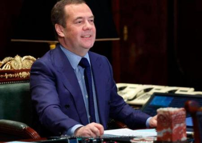 «Футуристические гипотезы» Медведева на 2023 год: появление «Четвёртого рейха» и «союзного государства Техаса и Мексики»