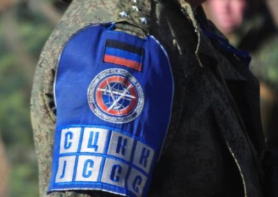 В ЛНР и ДНР сообщили об обстрелах населённых пунктов