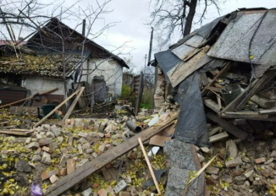 ВСУ обстреляли Стаханов и Золотое-5 в ЛНР: ранены трое мирных жителей, повреждены жилые дома