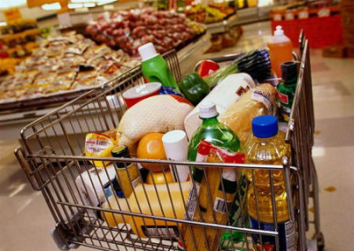Власти ДНР отчитались о снижении цен на продукты. Соль подешевела на три рубля, вермишель — на четыре