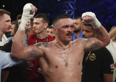 Победа Александра Усика. Многие россияне поддерживали украинского боксера, несмотря на его русофобию
