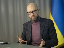 Яценюк: Украина остаётся недореформированной, потому что Зеленский и его окружение — «не системные люди»