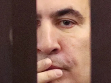 Соратники Саакашвили будут голодать до тех пор, пока его не отпустят за границу