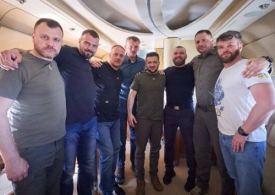 Командиры «Азова» вернулись на Украину после 10-месячного отдыха в Турции