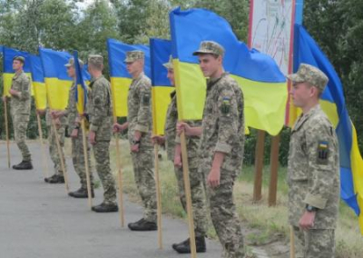 Стандарты НАТО по-украински: обворовать курсантов, продать с молотка военный завод