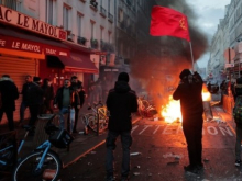 Рождество в Париже: тысячи курдов жгли и громили столицу Франции