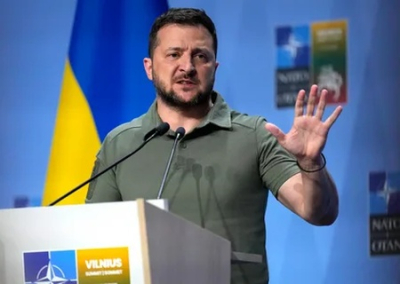 Сийярто: Зеленский пытается втянуть НАТО в конфликт на Украине