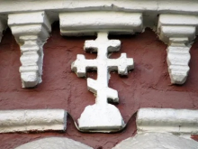 Дмитрий Ольшанский: в России отовсюду кто-то тщательно убирает кресты