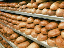 Вице-премьер ДНР рассказал о договоре с торговыми сетями сдерживать цену на хлеб. Жители республики сообщили о завышенных ценах на всё