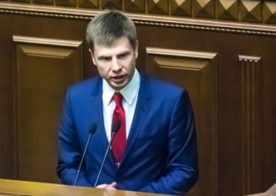 Депутат от Порошенко анонсировал уголовные дела против генералов ВСУ