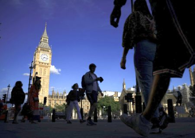 В Британии фиксируют снижение уровня жизни из-за экономических проблем