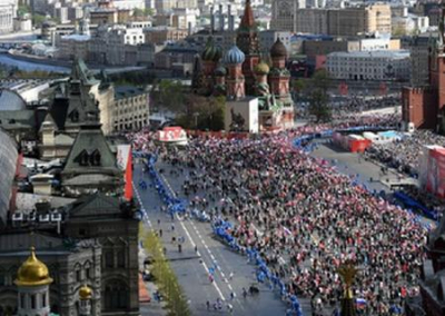 В акции «Бессмертный полк» в Москве приняли участие более миллиона человек