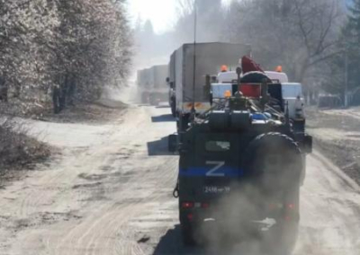 В освобождённый город Изюм доставили гумпомощь из России: украинская блокада закончилась