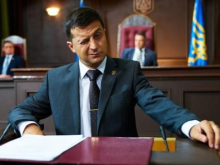 Даниил Богатырёв: Зеленский сконцентрировал в своих руках такую власть, что не снилась ни Порошенко, ни Януковичу