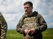 Зеленский поздравил украинских военных с «Днём защитников и защитниц Украины»