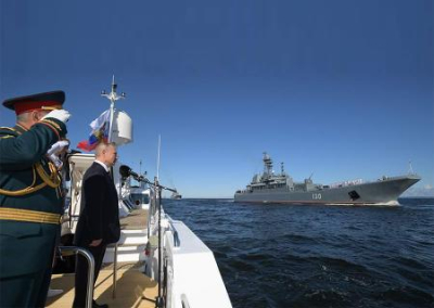 325 лет российскому флоту Владимир Путин откроет военно-морской парад в День ВМФ