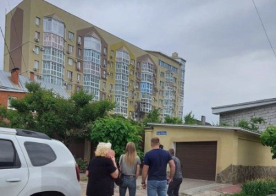 Украинский беспилотник атаковал многоэтажный дом в Воронеже