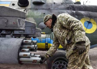 Запад предоставил Украине около 600 видов вооружений для наступления. Зеленскому мало